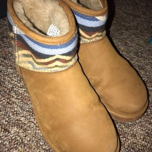 Ugg short boot Pendleton edition